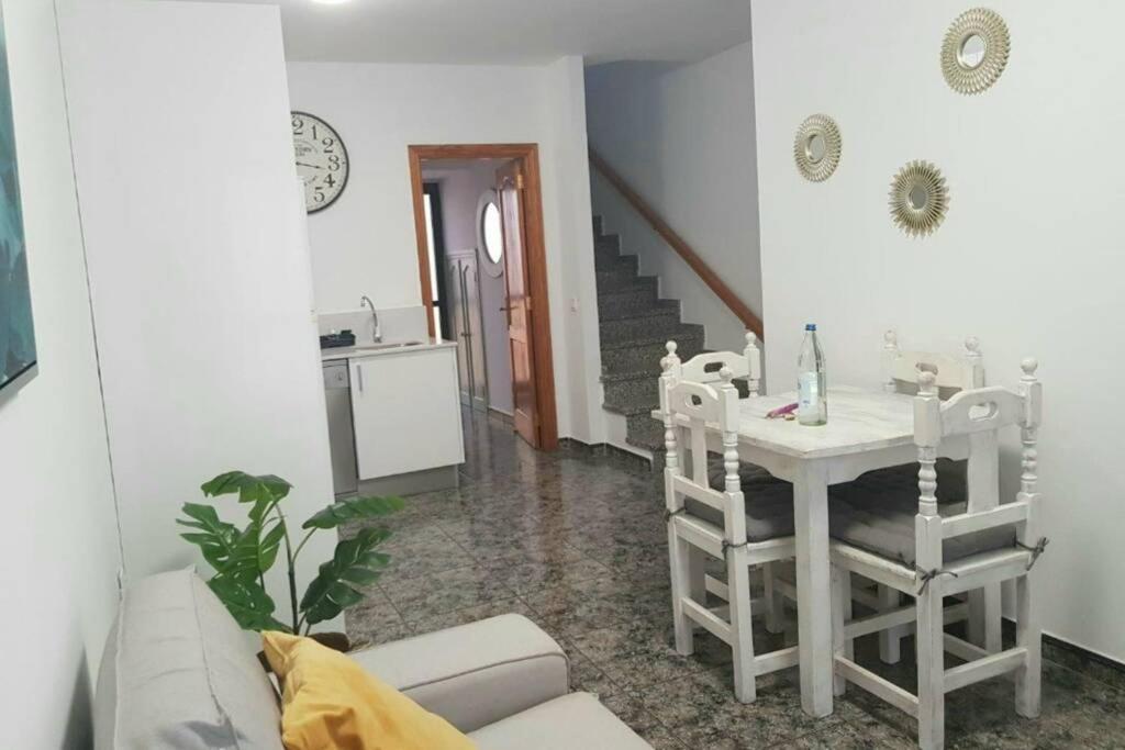 Apartmán Tarajalejo Beach E Exteriér fotografie